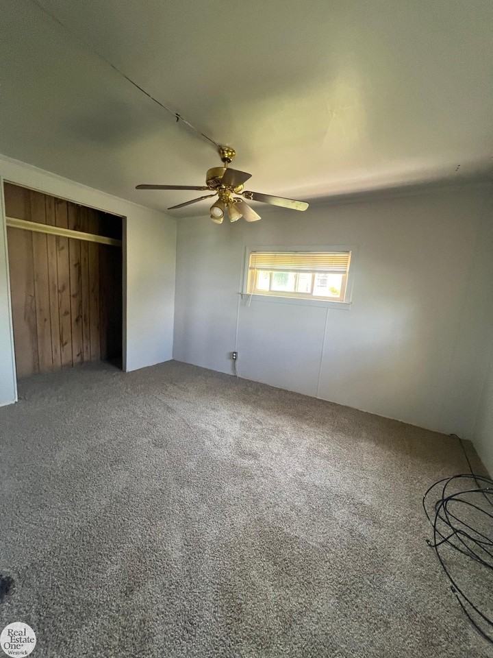 9237 River Rd #3 - Photo 4 of 22