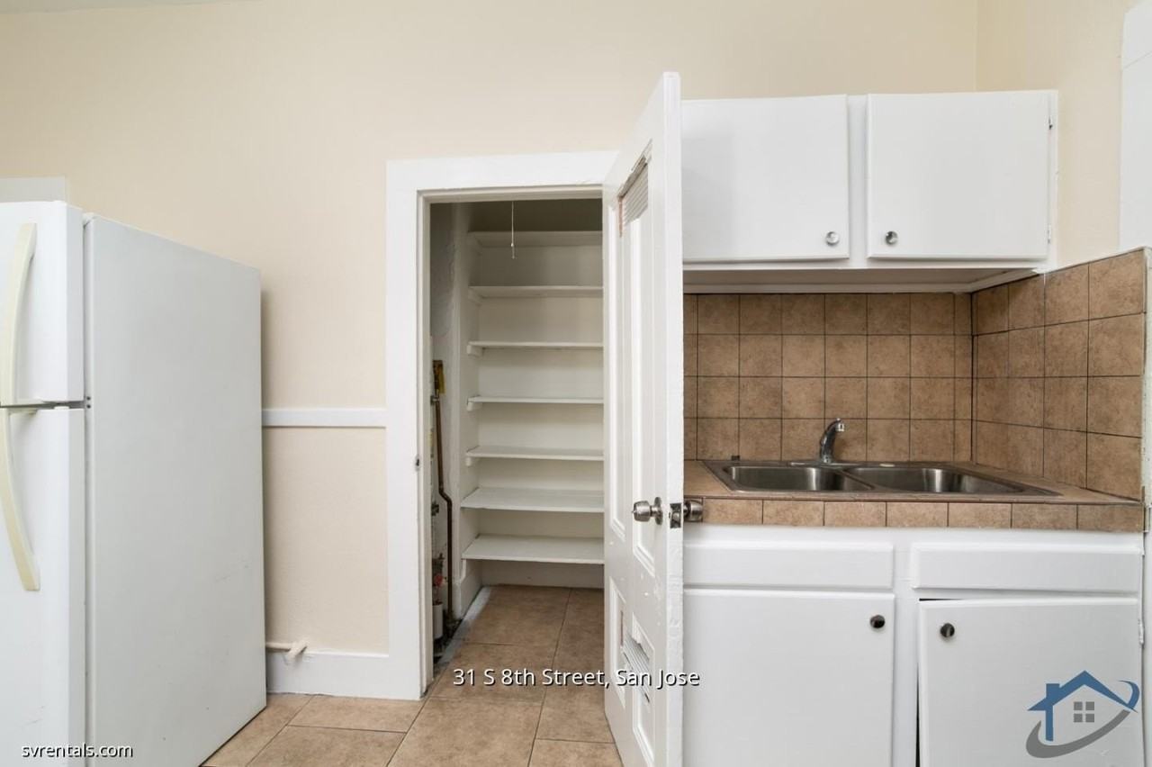 31 S 8th St - Photo 7 of 19