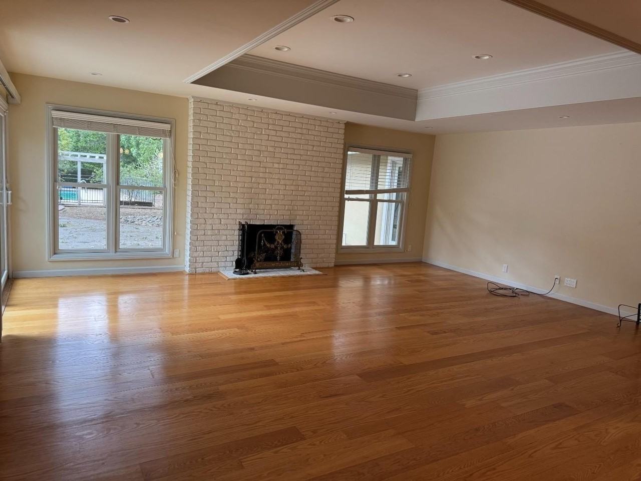 1359 Country Club Dr - Photo 2 of 19