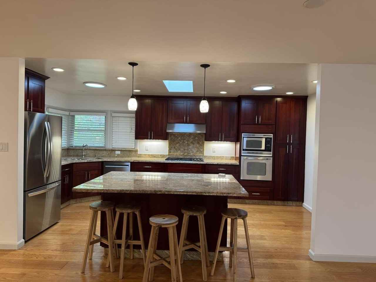 1359 Country Club Dr - Photo 3 of 19