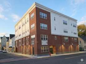 122 Greenwich Ave #201 - Photo 1 of 1