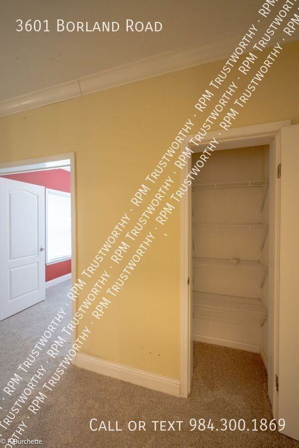 3601 Borland Rd - Photo 5 of 47