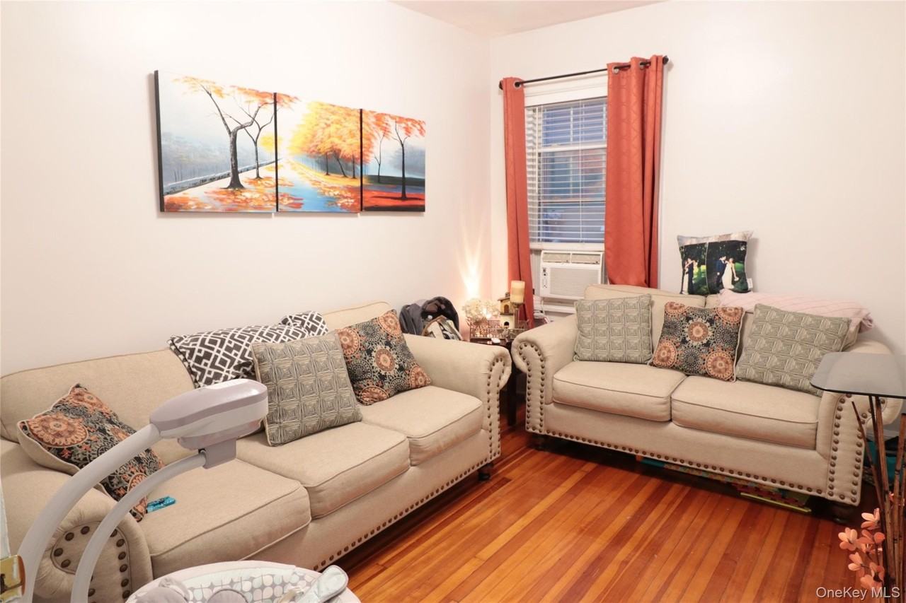 594 Yonkers Ave #5 - Photo 2 of 8