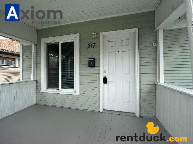 217 W Sherman St - Photo 2 of 15