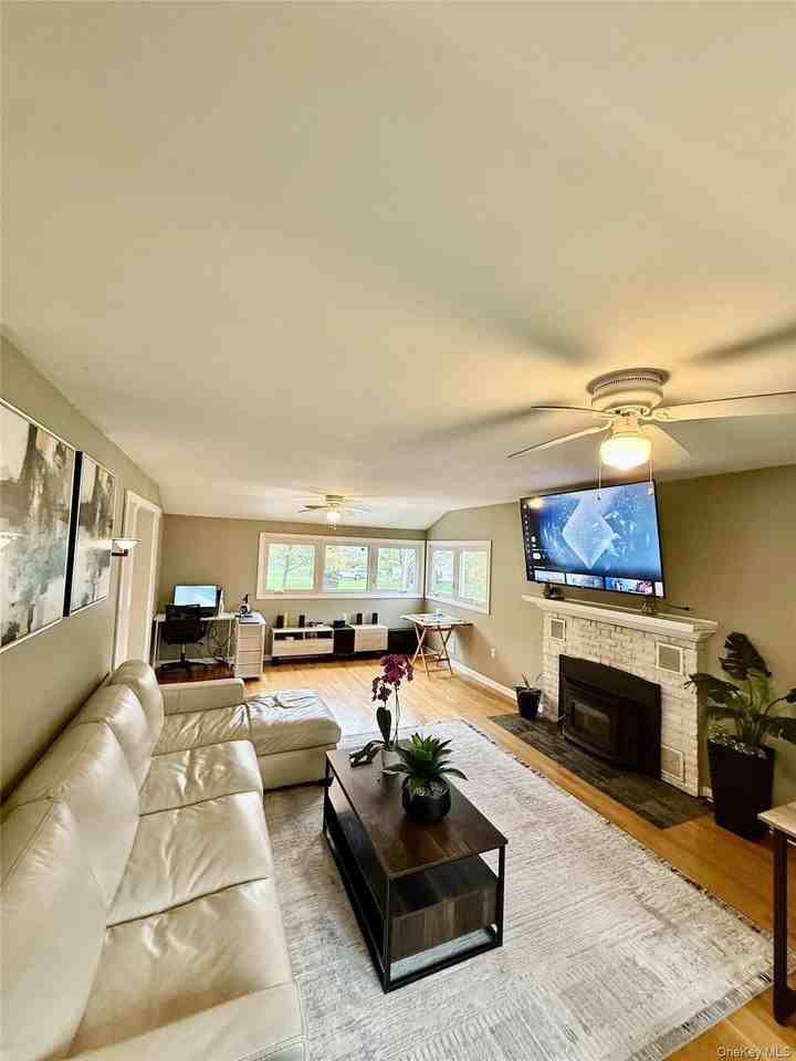 31 Oakland Ave - Photo 2 of 20