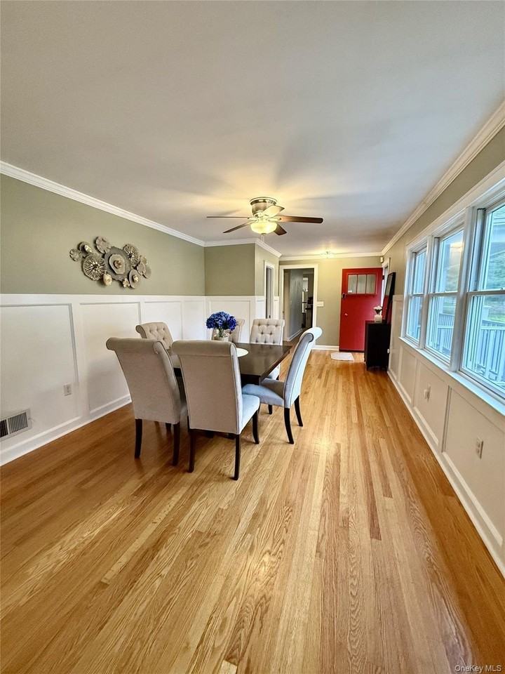 31 Oakland Ave - Photo 4 of 20