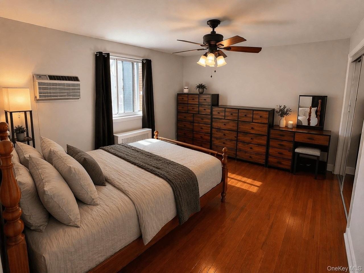 25517 74th Ave #B - Photo 5 of 8