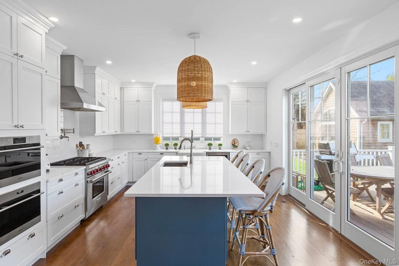 96 Miller Rd - Photo 3 of 18