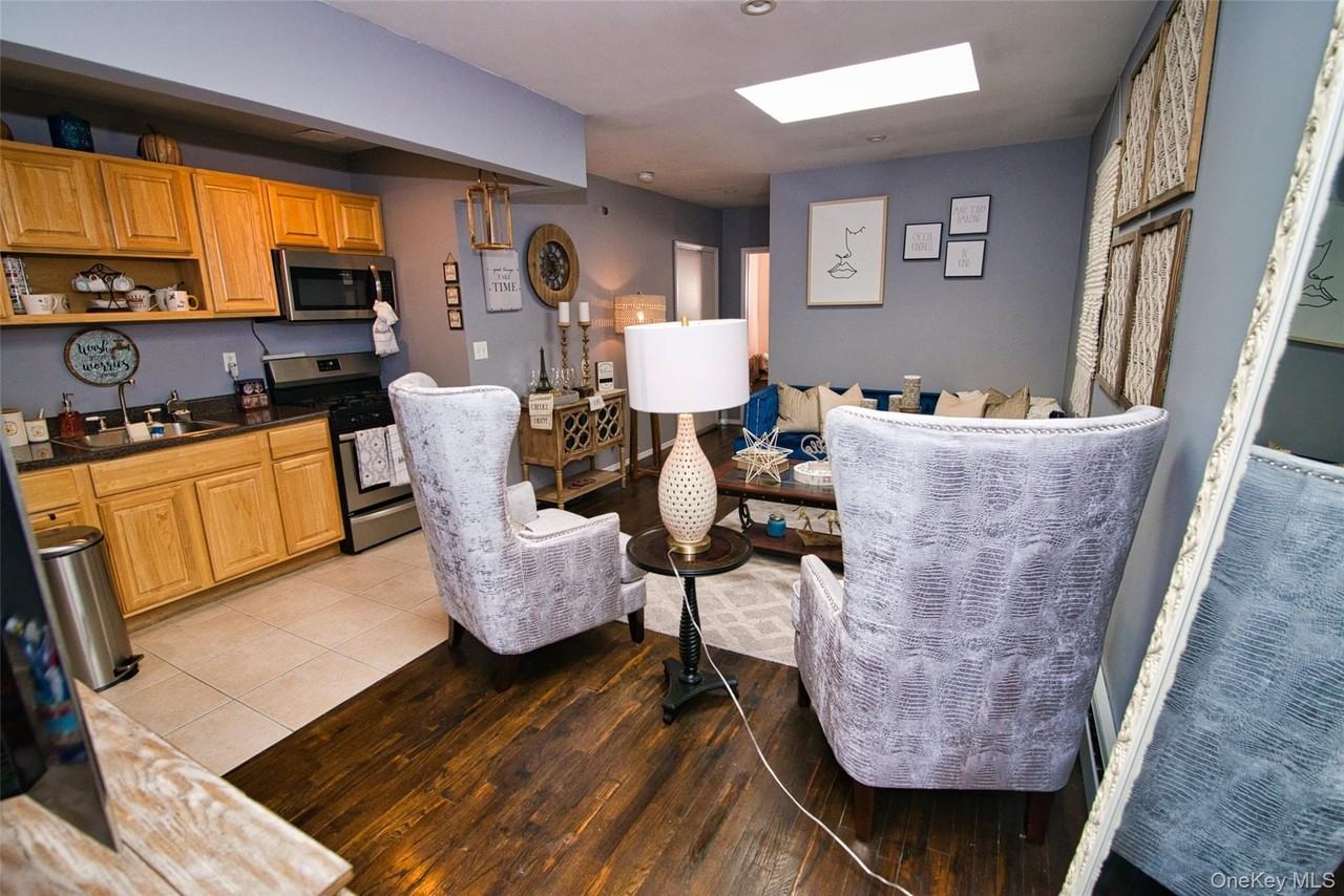 Montauk Ave - Photo 3 of 6