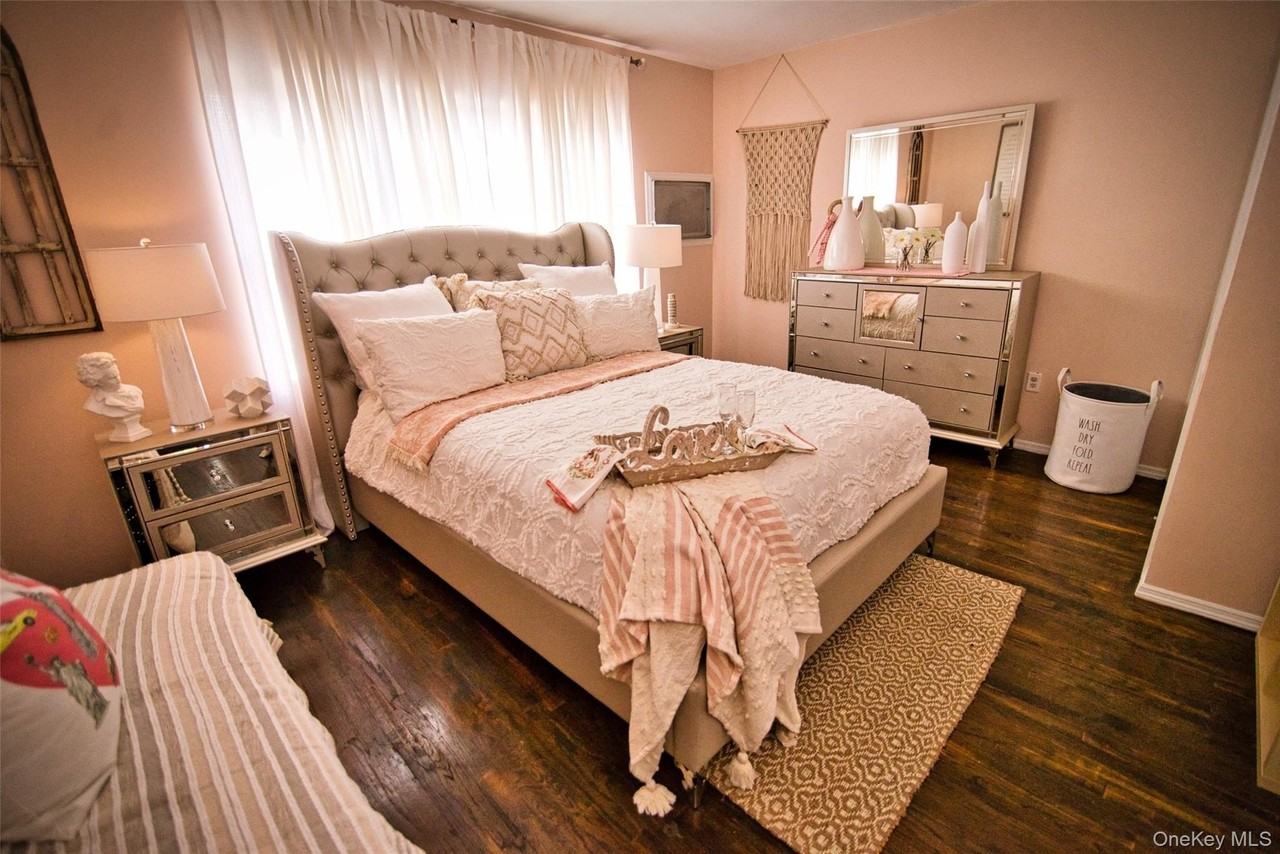 Montauk Ave - Photo 6 of 6