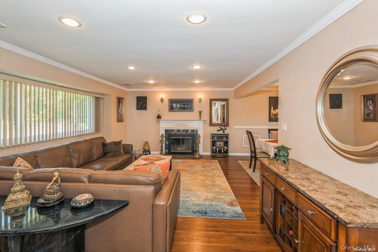 41 Eaton Rd - Photo 4 of 29