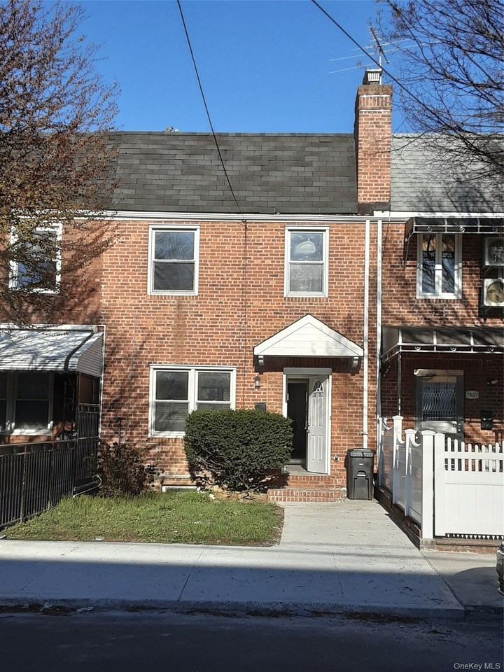 7625 167th St - Photo 2 of 16