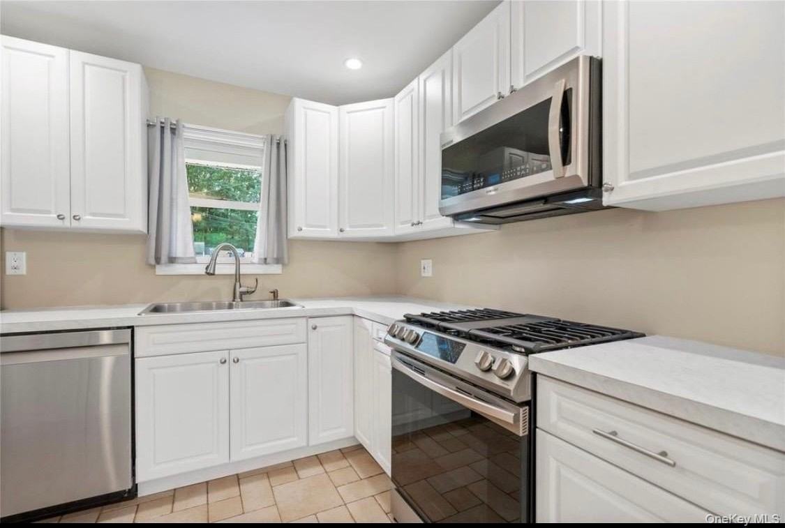 61 Brookhaven Dr - Photo 6 of 16