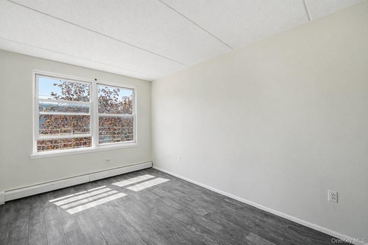 426 E 159th St - Photo 5 of 10