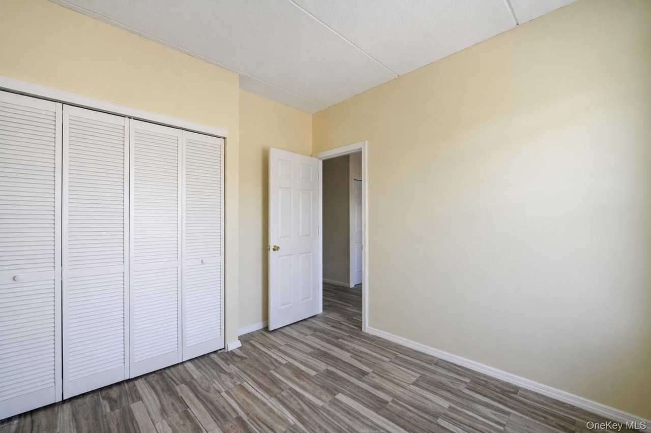 426 E 159th St - Photo 6 of 10