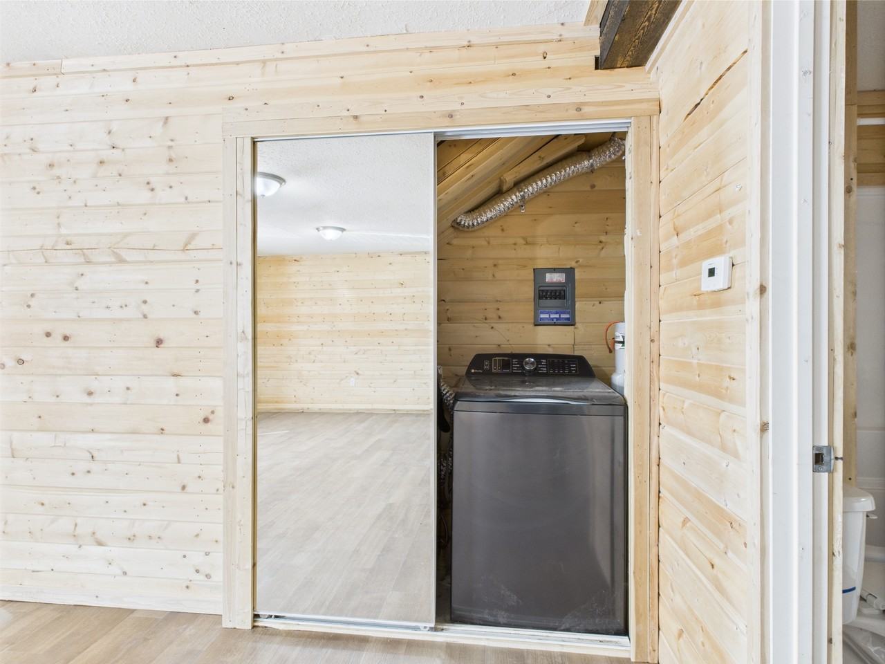 2921 Glacier State Dr #5 - Photo 4 of 15