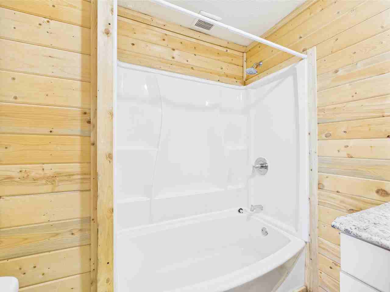 2921 Glacier State Dr #5 - Photo 5 of 15