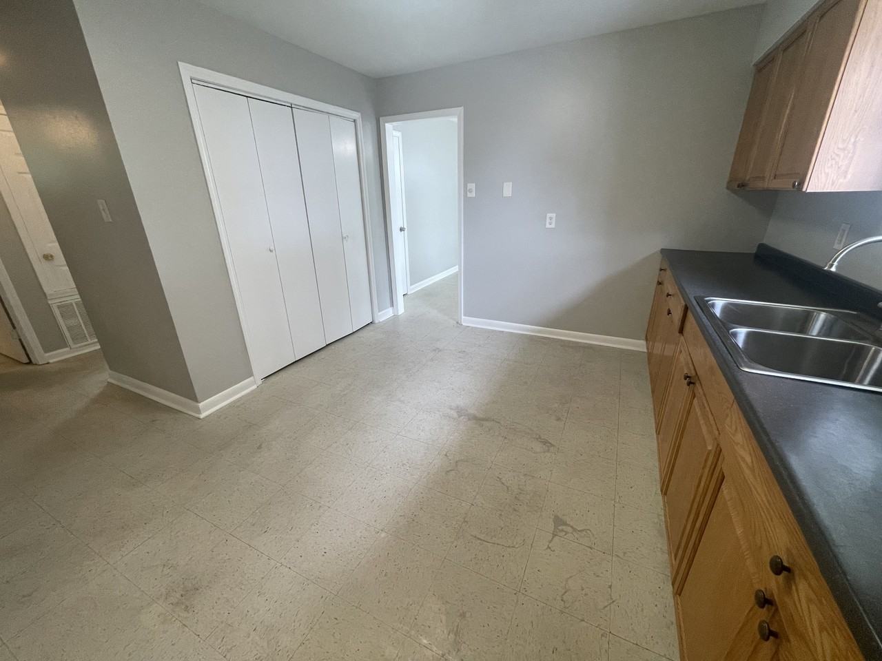 2722 Delille St #2722 - Photo 4 of 8