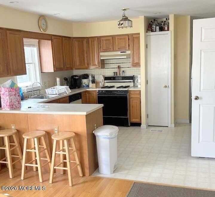 201 7th Ave - Photo 3 of 5