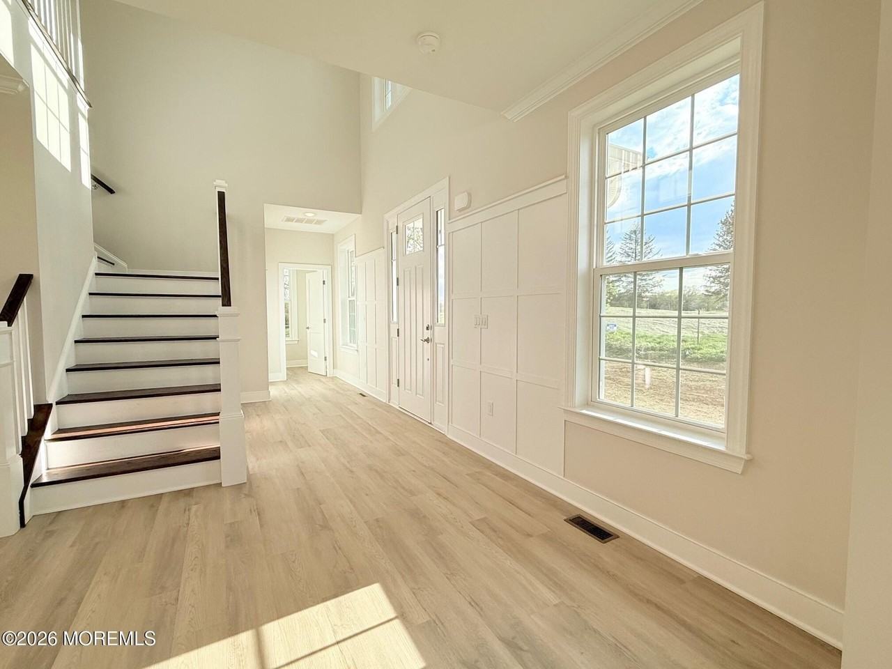 Winter Ct - Photo 4 of 25