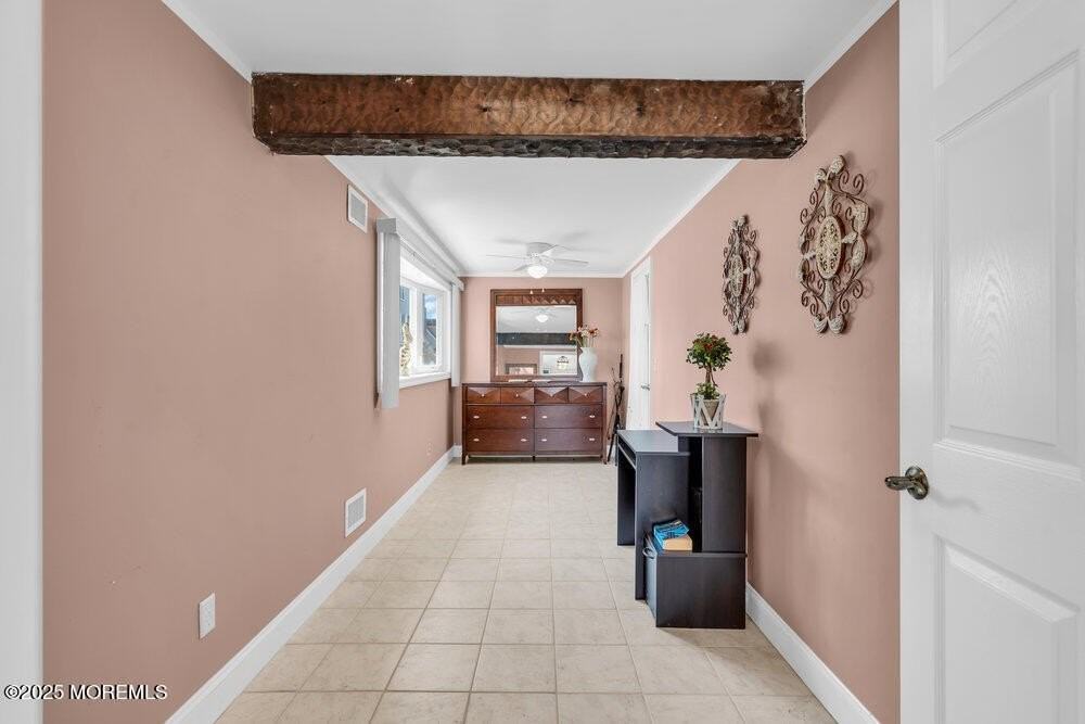 102 W Colony Rd - Photo 7 of 35