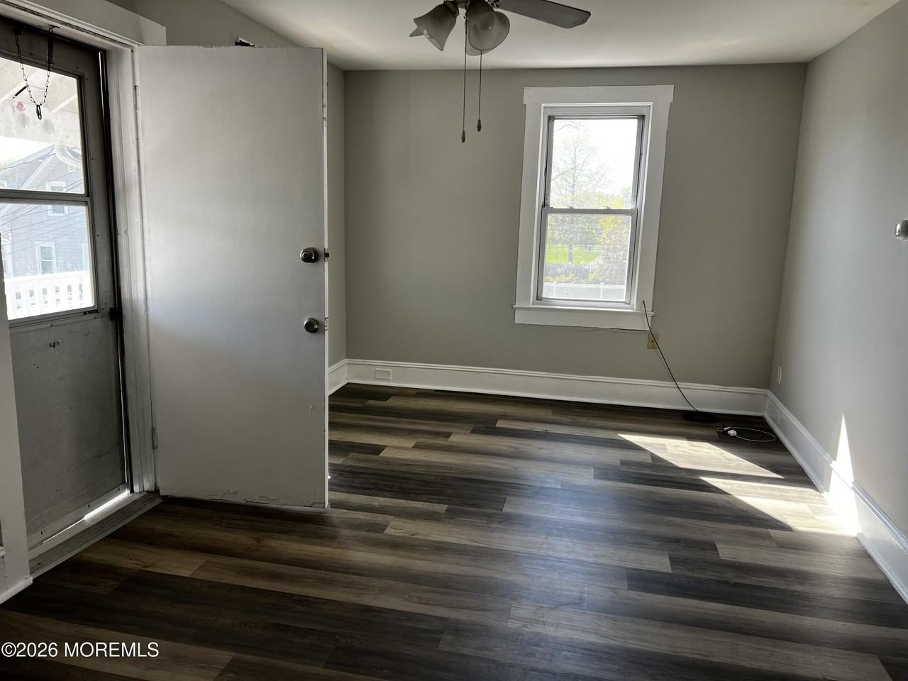 1221 9th Ave #3 - Photo 4 of 8