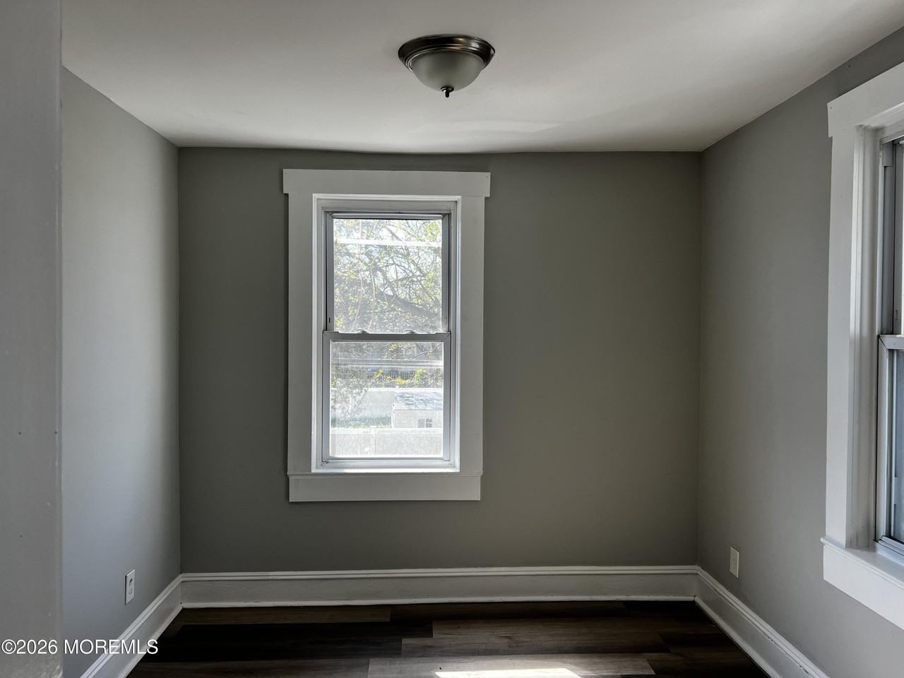 1221 9th Ave #3 - Photo 5 of 8