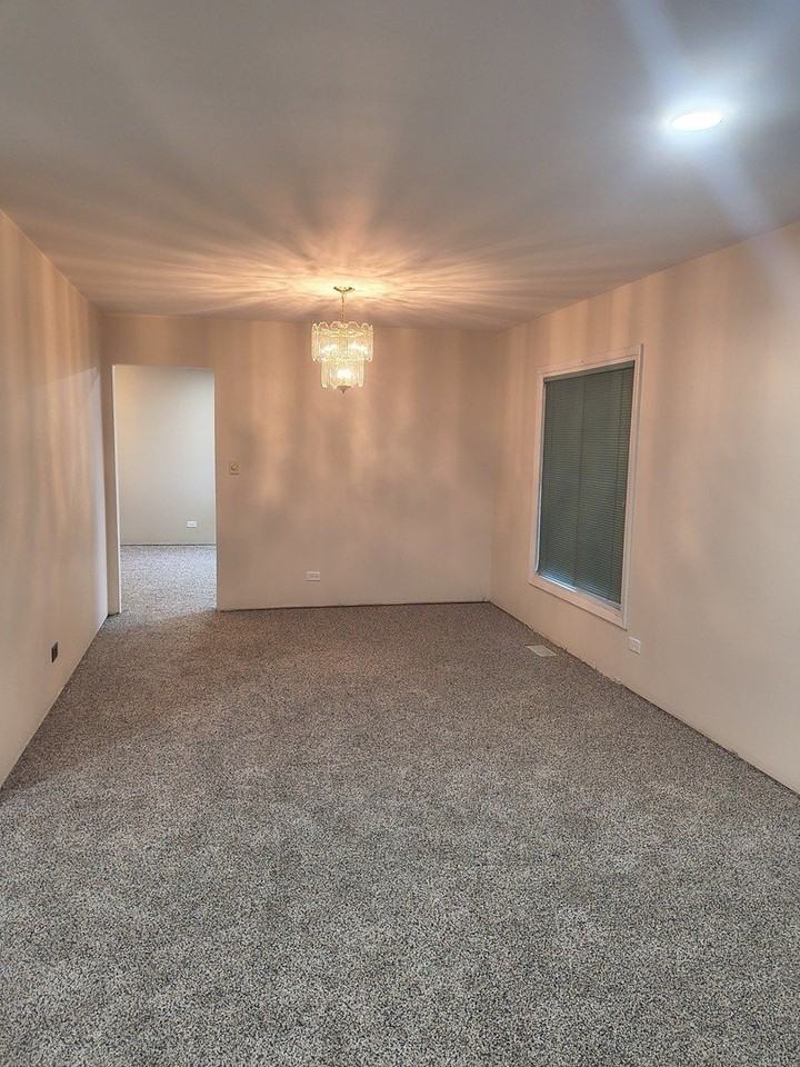 1355 Blair Ln - Photo 5 of 9