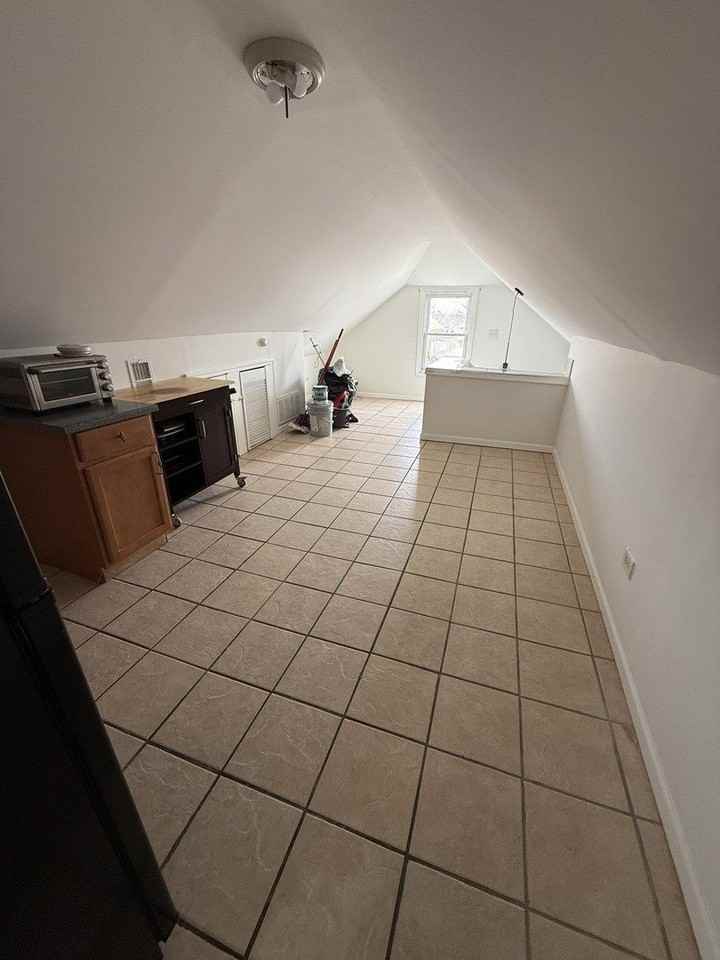 4612 S Spaulding Ave #3 - Photo 4 of 6