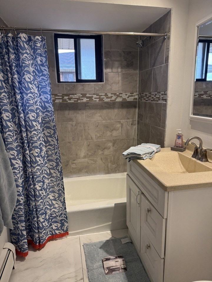 15744 Lake Dr - Photo 4 of 6