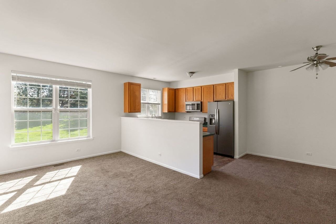 712 Morris Ct - Photo 6 of 19