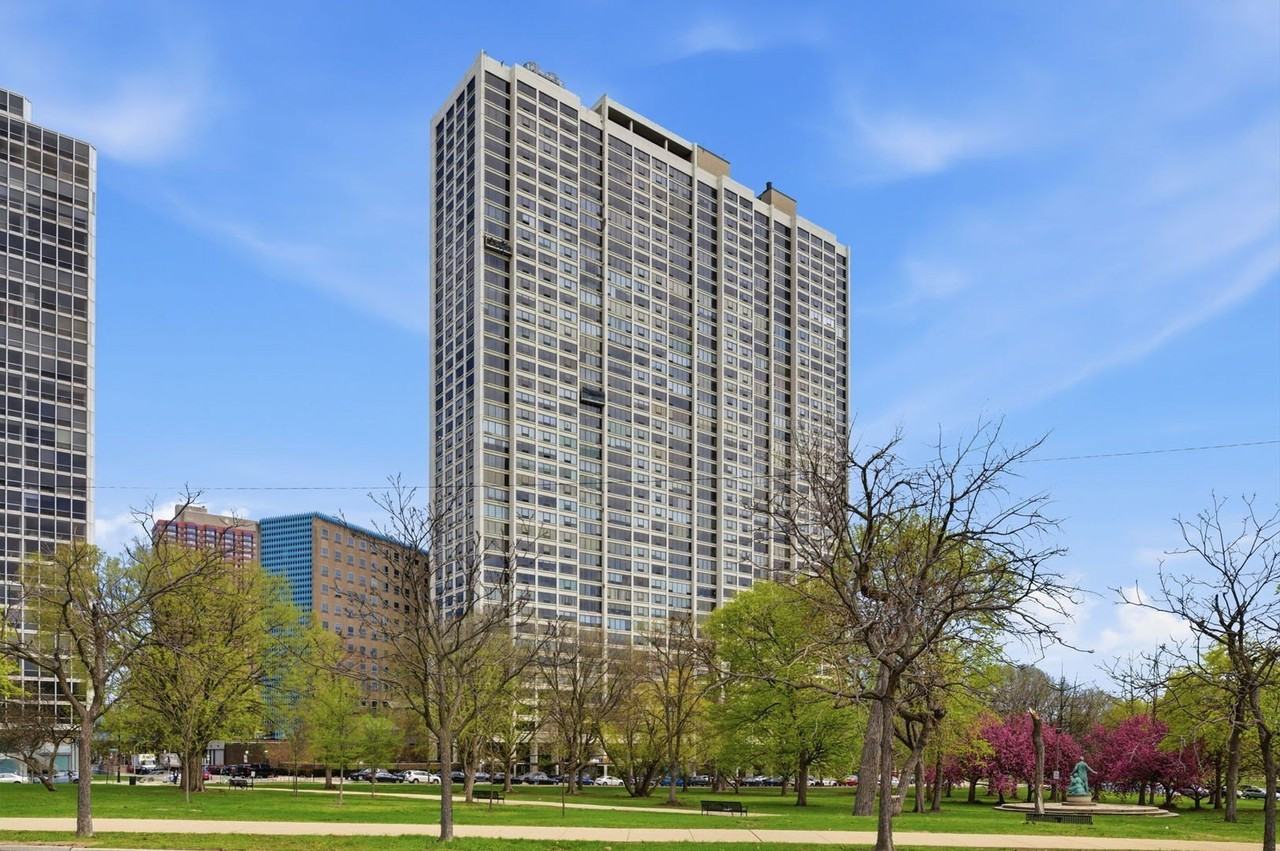 2800 N Lake Shore Dr #715