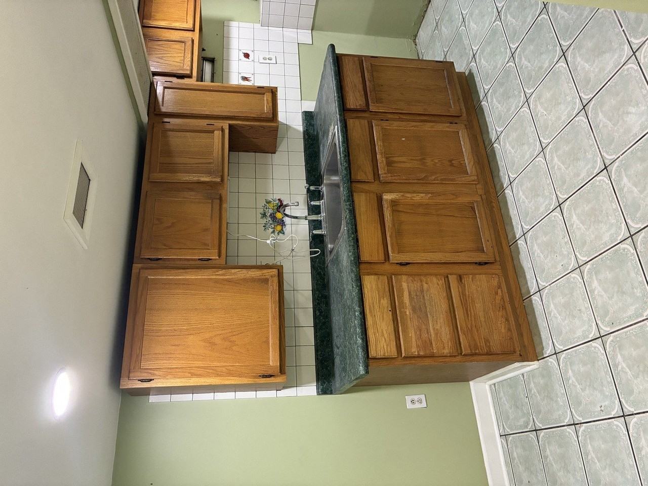 6246 N Oakley Ave #G - Photo 6 of 11