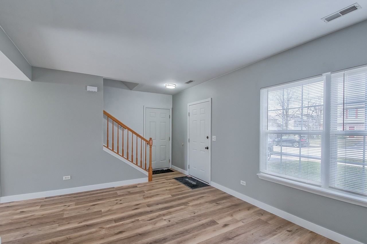 1431 W Split Oak Cir - Photo 3 of 14