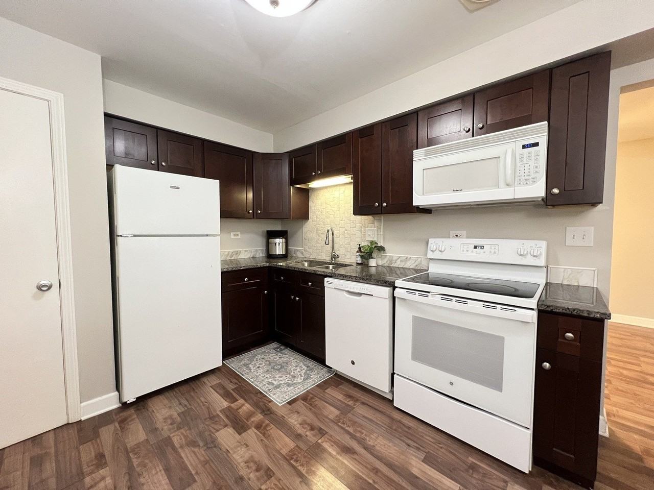 703 E Falcon Dr #C102 - Photo 6 of 18