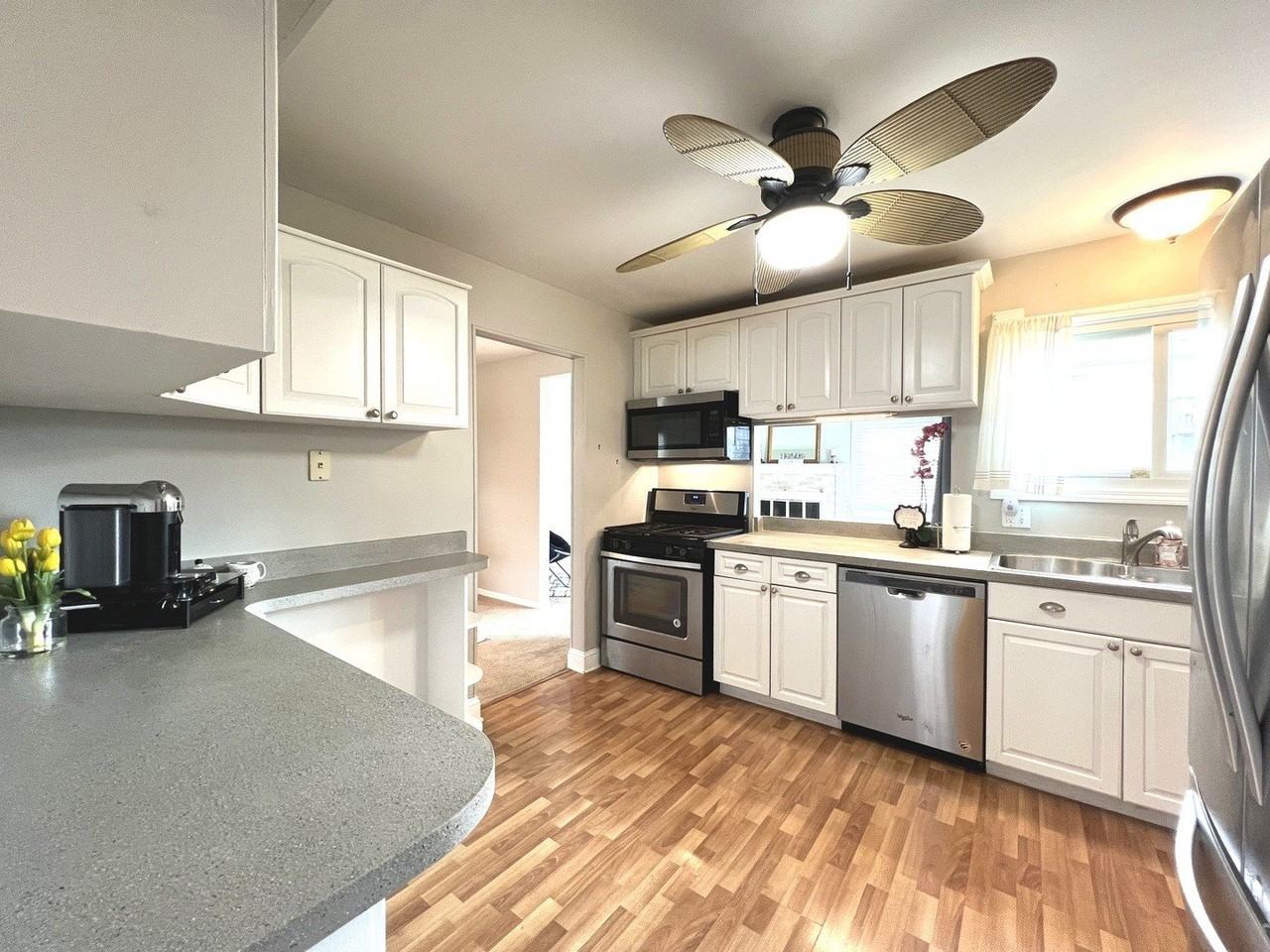 1669 Cape Breton Ct - Photo 6 of 20