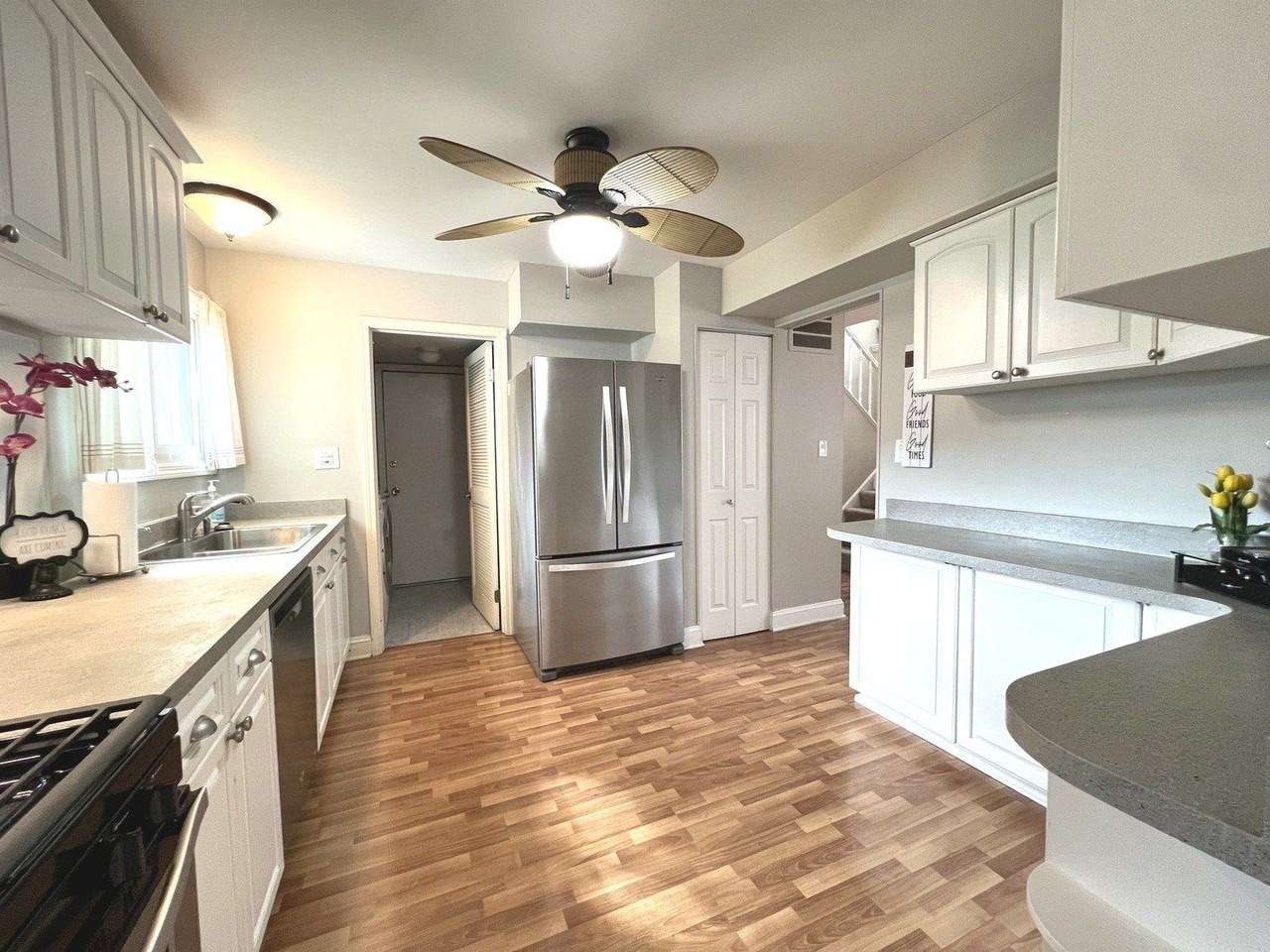 1669 Cape Breton Ct - Photo 7 of 20