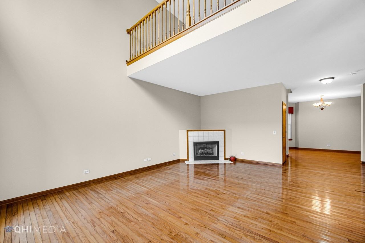 217 Wimbledon Pl - Photo 5 of 32