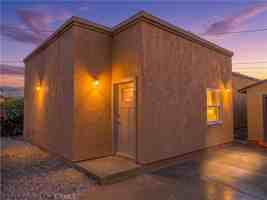 featured image of 3216 S 8th Ave