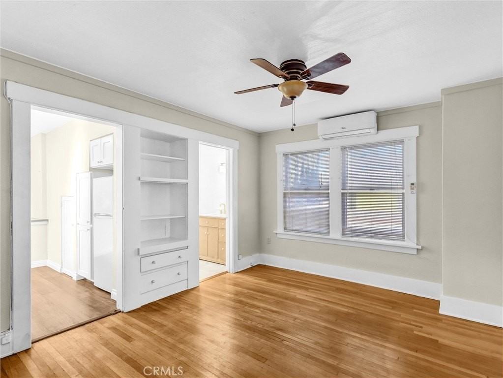 73 S Michigan Ave - Photo 6 of 17