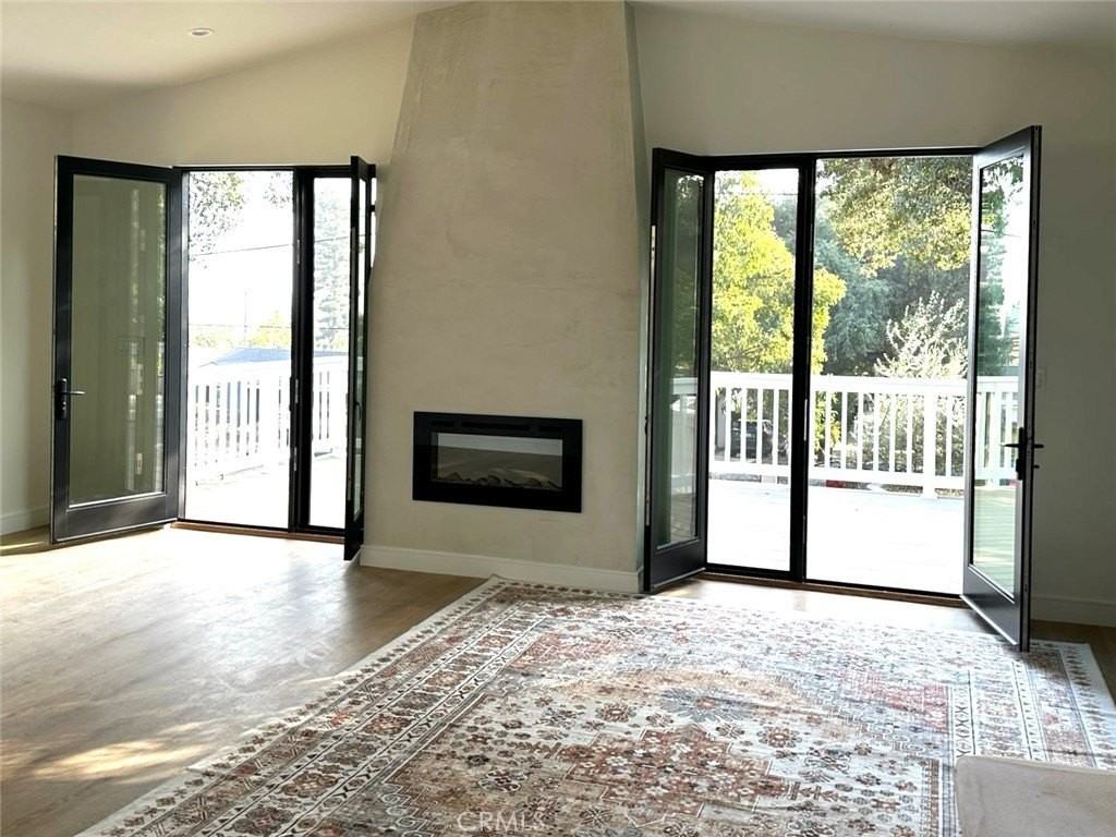 453 E Grandview Ave - Photo 3 of 26