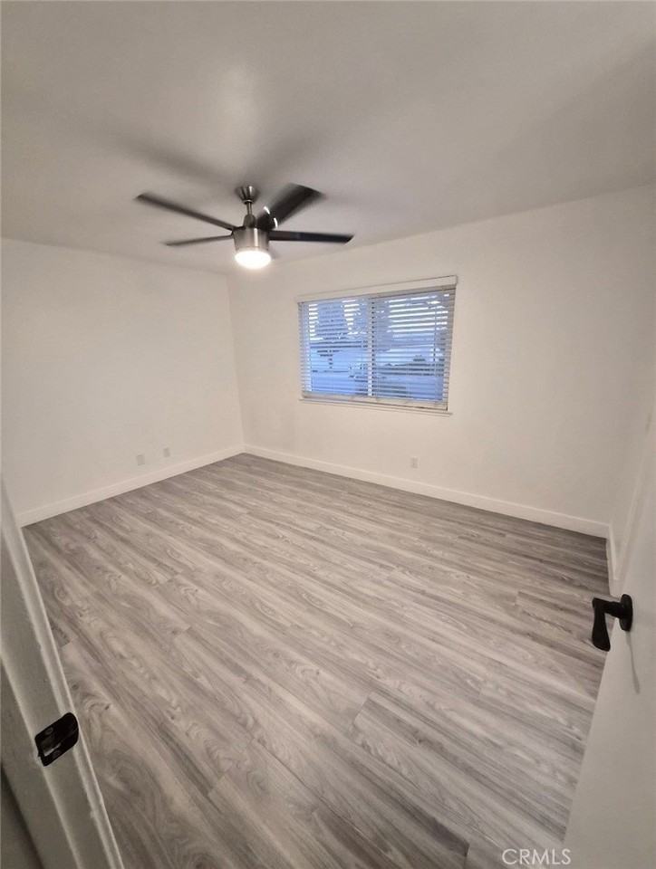 1301 W 8th St - Photo 6 of 14