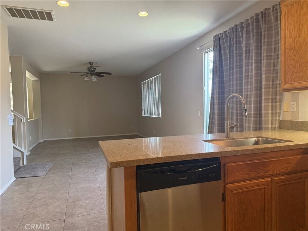 5756 Bay Hill Ln - Photo 7 of 22