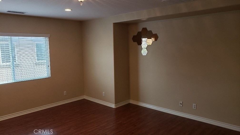 16020 Lantana Ave - Photo 6 of 30