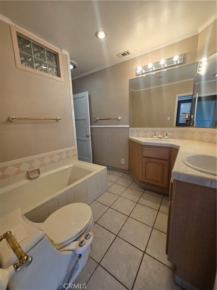 7220 Via Amorita - Photo 6 of 20