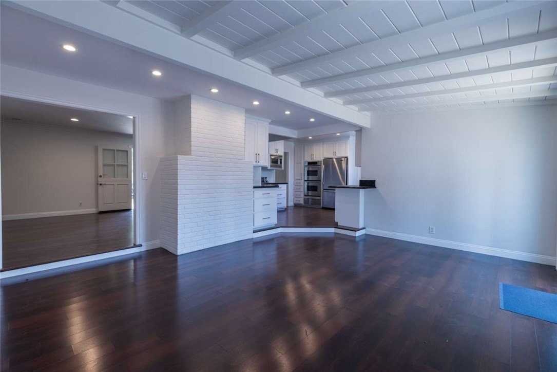 2157 Rural Ln - Photo 4 of 21