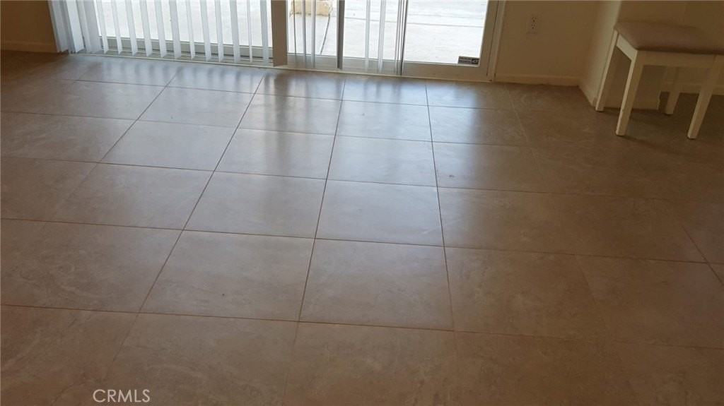 23568 Brigin Pl - Photo 6 of 21