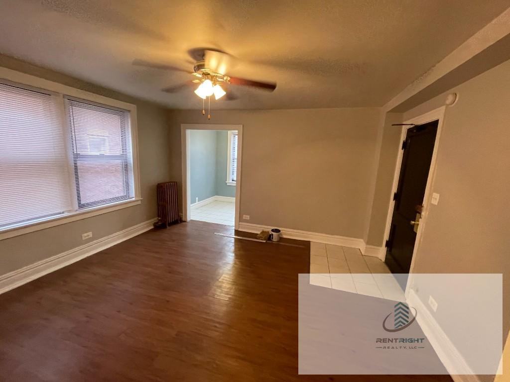 4236 N Broadway St #4236-402 - Photo 2 of 10