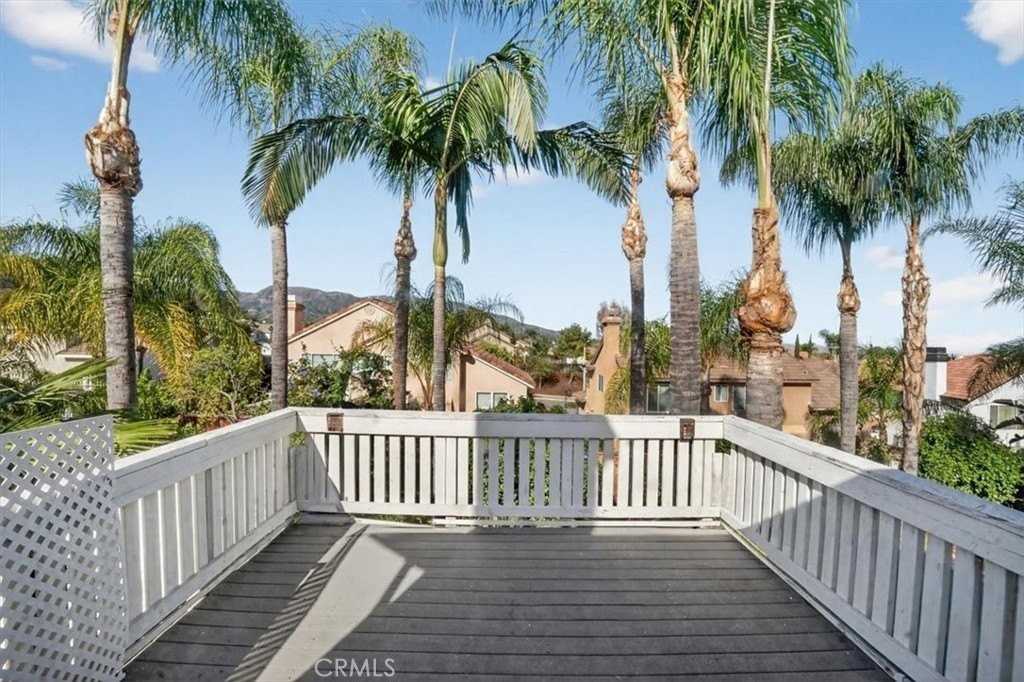 2620 Taylor Ave - Photo 3 of 45