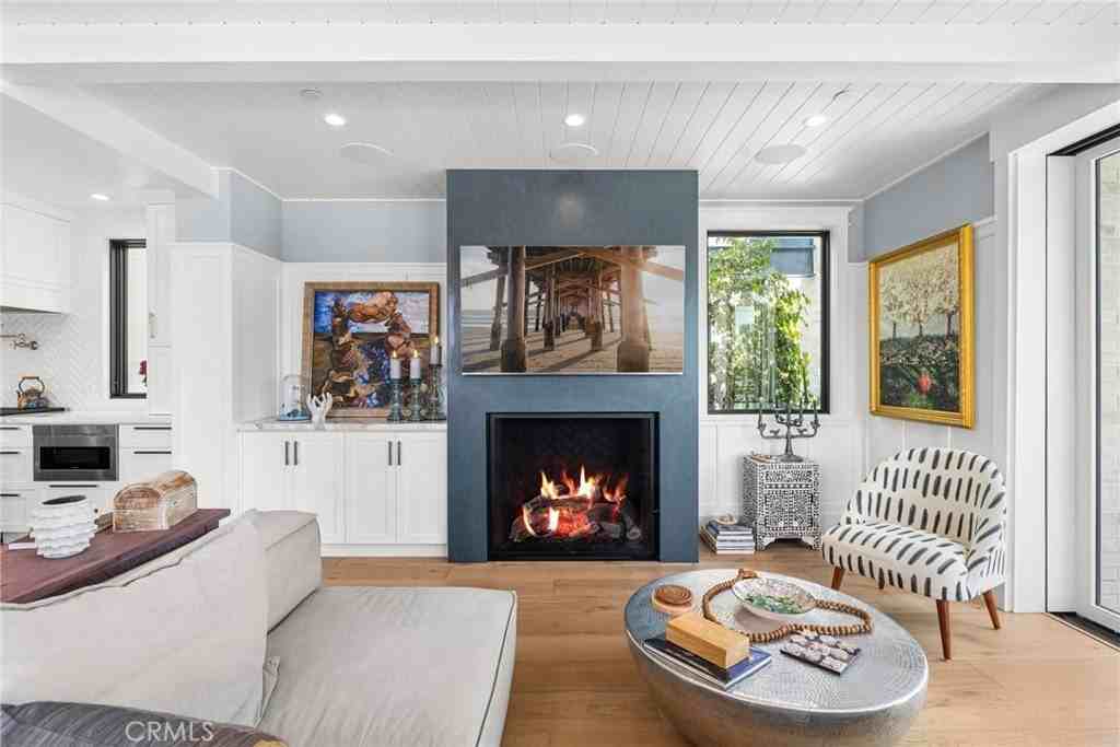 201 Opal Ave - Photo 6 of 36